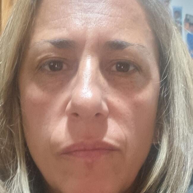 Babysitter in Rosario: DEBORA