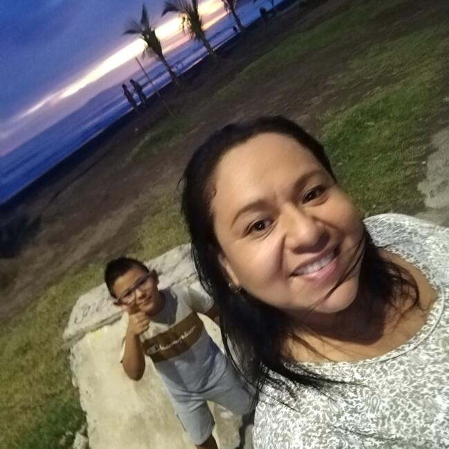 Babysitter in Jacó: Carolina