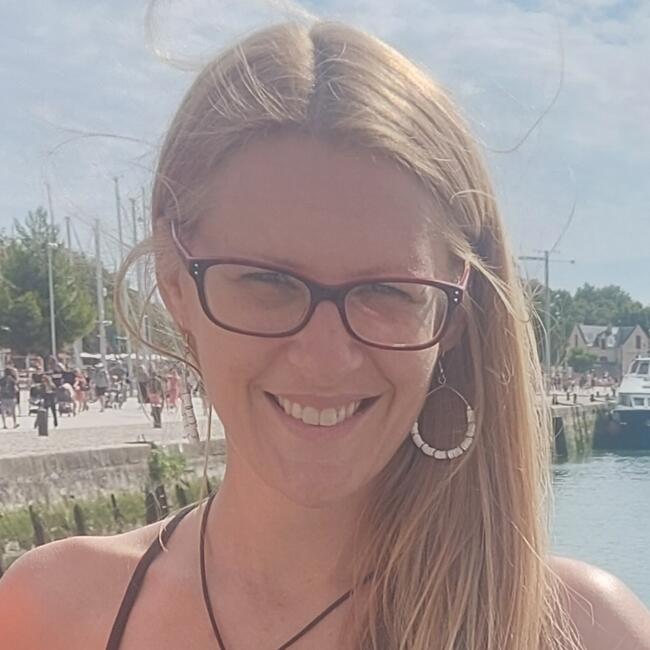 Nanny in Le Haillan: Lucile