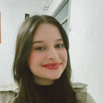 Babá em Balneário Rincão: Heloisa