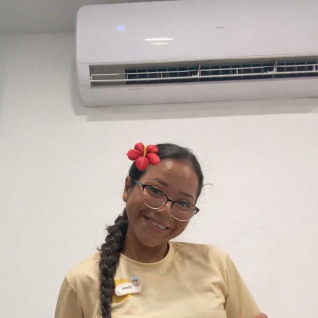 Niñera en Playa del Carmen: Elena