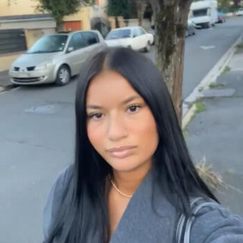 Babysitter in Bondy: Marwa