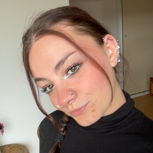 Babysitter in Rennes: Faustine