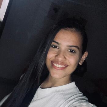 Babá em Rio das Ostras: Ana Clara