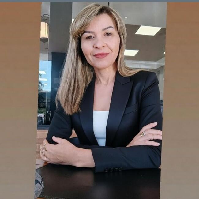 Babysitter in Rio Claro: Carmen