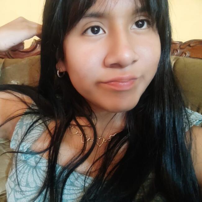 Babysitter in Lima: Lucia