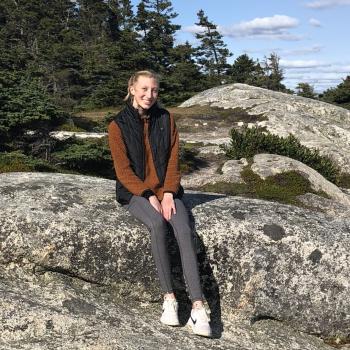 Babysitter in Halifax: Bea