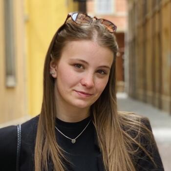 Babysitter in Florence: Sara