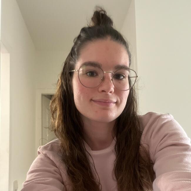 Babysitter in Ajaccio: Manon