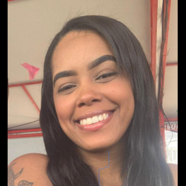 Babysitter in Salvador: Carla
