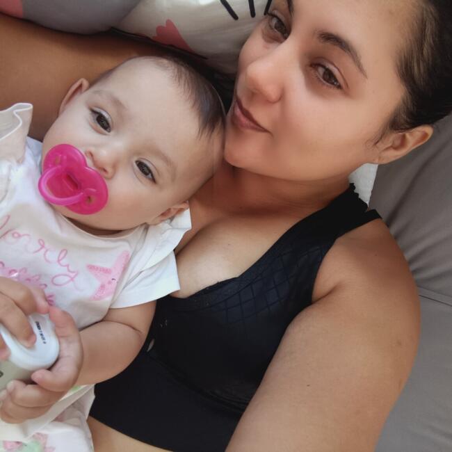 Babysitting job in Camboriú: Gabriela