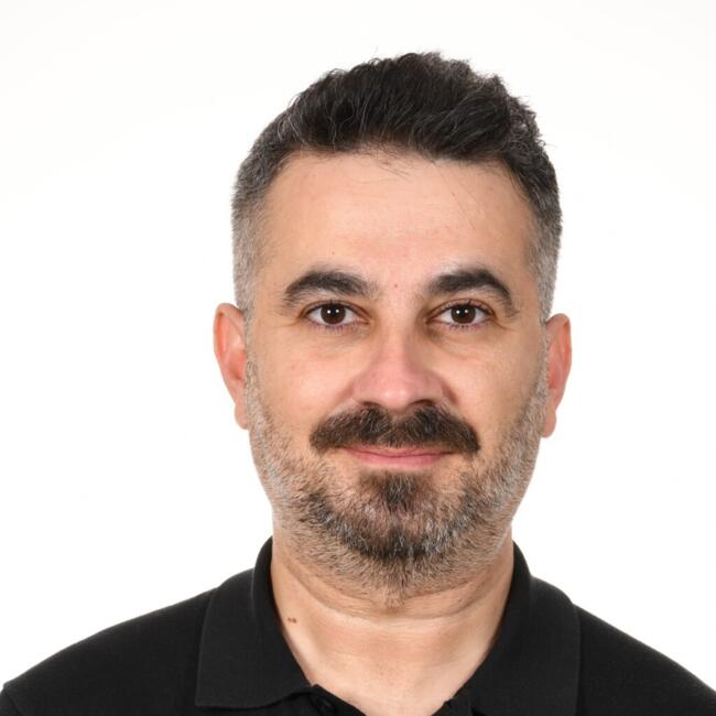 Ankara bölgesinde bebek bakıcılığı işi: Yusuf