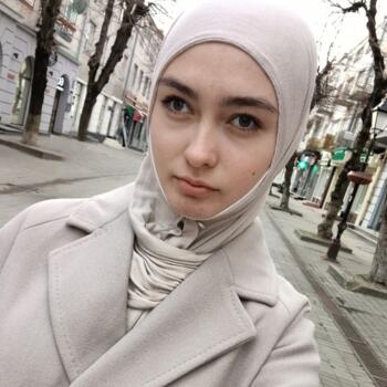 Babysitter in London: Aisha