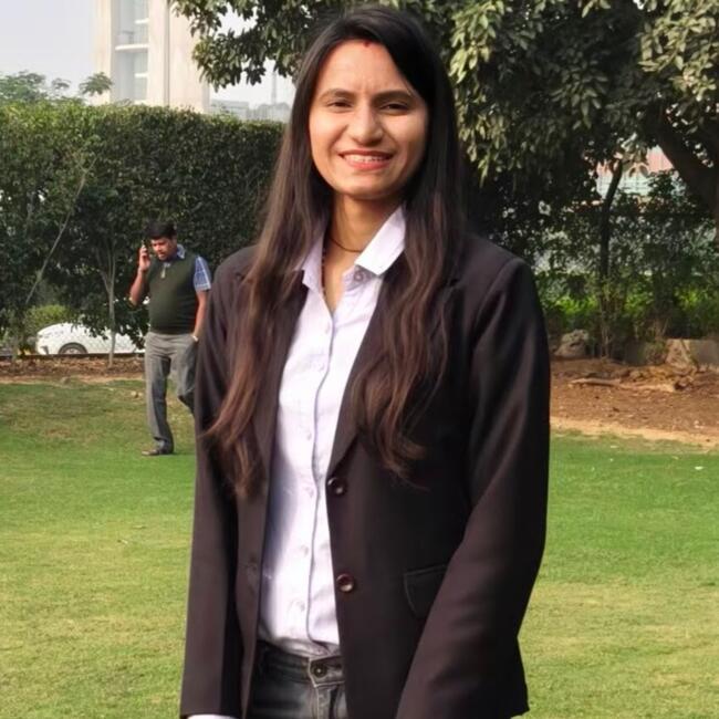 नई दिल्ली में बेबीसिटिंग की नौकरी: Geetu