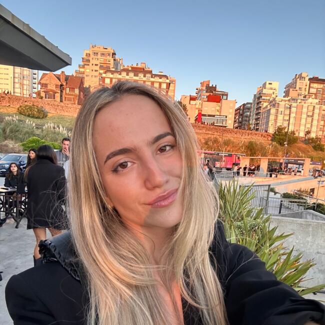 Babysitter in Alicante: Celina