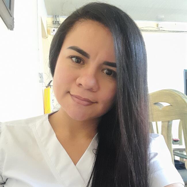 Niñera en Tuluá: Daniela
