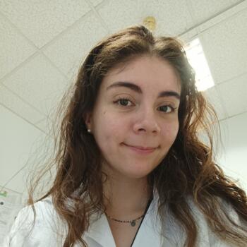 Babysitter in La Reina: Javiera