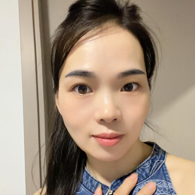 Babysitting job in Singapore Island: MC