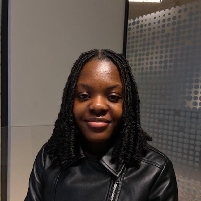 Babysitter in Turnhout: REBECCA