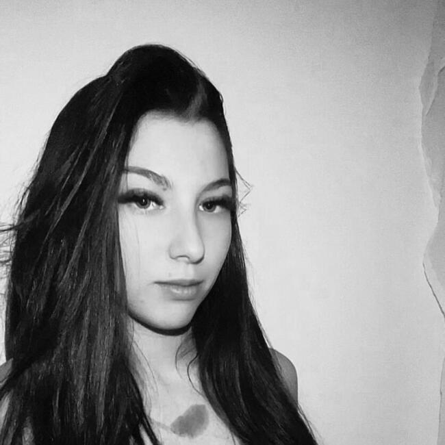 Babysitter in Târgu Jiu: Emilia