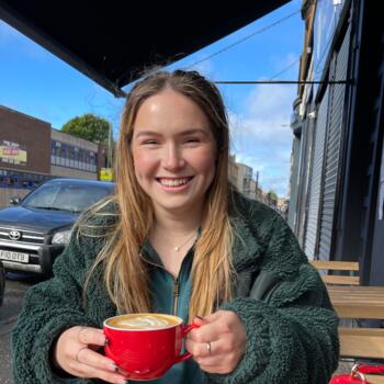 Babysitter in Glasgow: Ruby