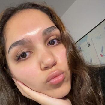 Babysitter in Martigny-Ville: Asma