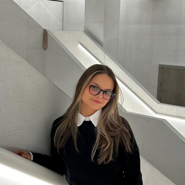 Opiekunka do dziecka w Warszawa: Wiktoria