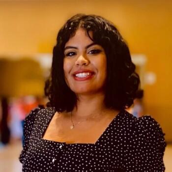 Babysitter Campo Grande: Ester