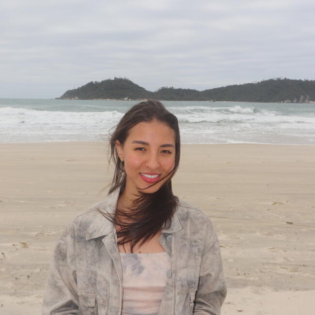 Babysitter in Campo Grande: Amanda