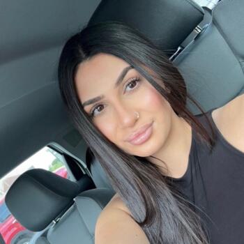 Babysitter in London: Dilara