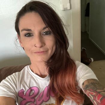 Babysitting job in Brisbane: babysitting job Mickayla