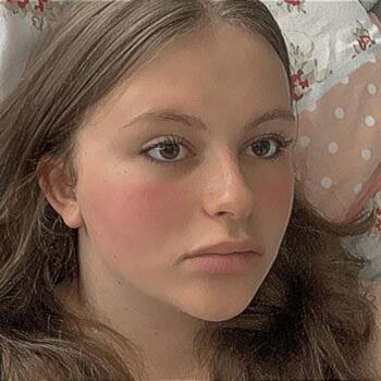 Babysitter in Blackpool: Amelie