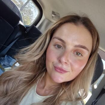 Babysitter in Perth: Niamh