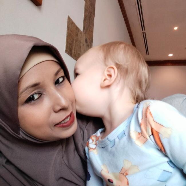 Baby-sitter in Singapour: Hasnah Bee