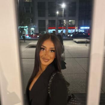 Baby-sitter à Molenbeek-Saint-Jean: Rania