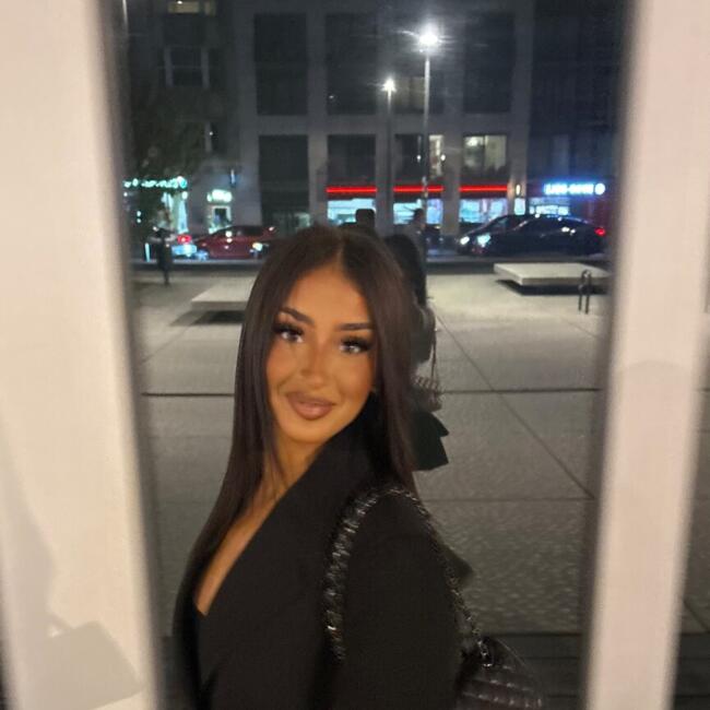 Baby-sitter à Molenbeek-Saint-Jean: Rania