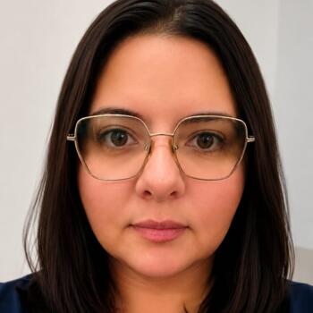 Babysitter in Campinas: Larissa