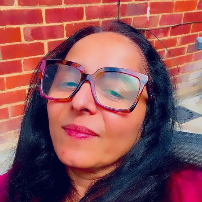 Babysitter in Watford: Miss Purviben