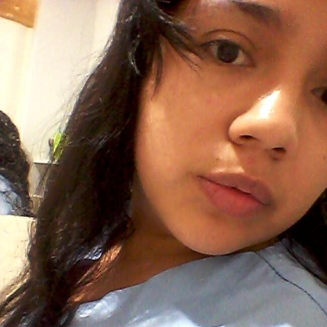 Babysitter in Guayaquil: Génesis Cabrera.