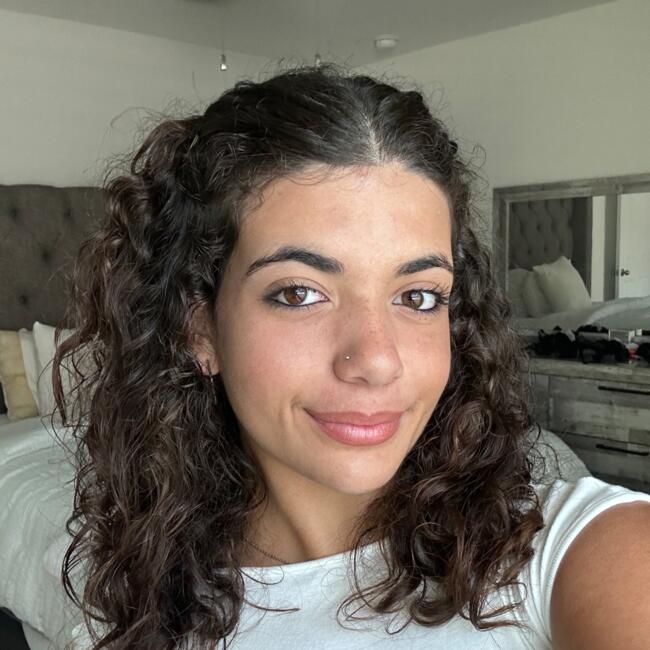 Babysitter in Orlando: Lorena