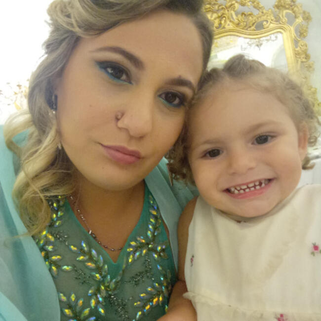 Babysitter a Torre Annunziata: Rosa