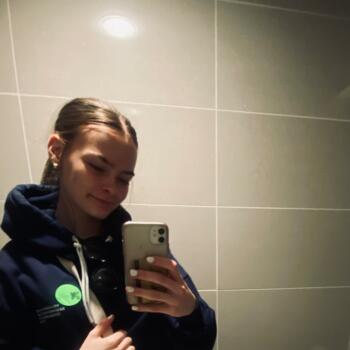 Babysitter in Invercargill: Millie