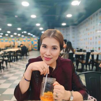 Babysitter in Kuala Lumpur: Marilou