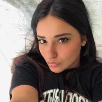 Babysitter Curti: Angela