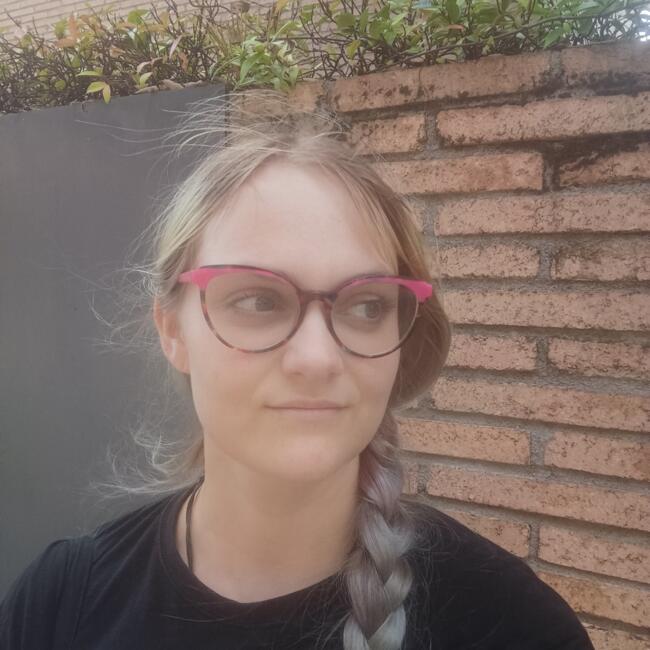 Niñera en Sant Cugat: Elena