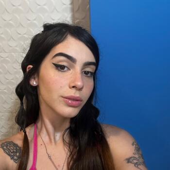 Babá em Agudos: Giulya