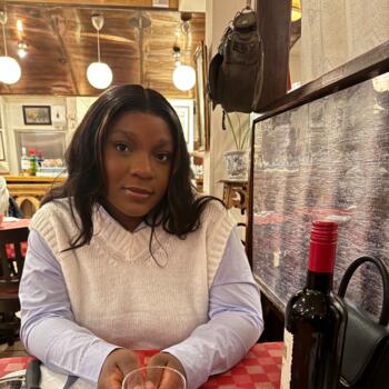Babysitter in Charleroi: Letitia