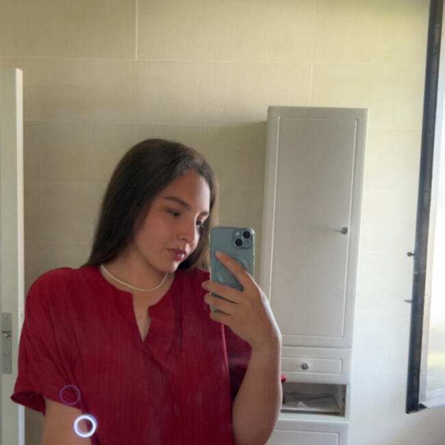 Babysitter in Pierrelaye: Anissa