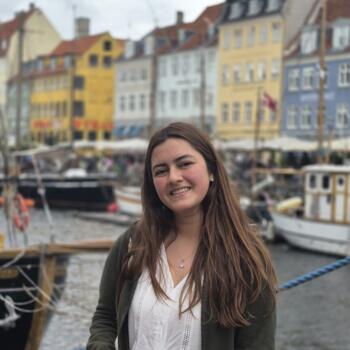 Babysitter København: Camila