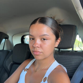 Babysitter in Juvisy-sur-Orge: Maëllya